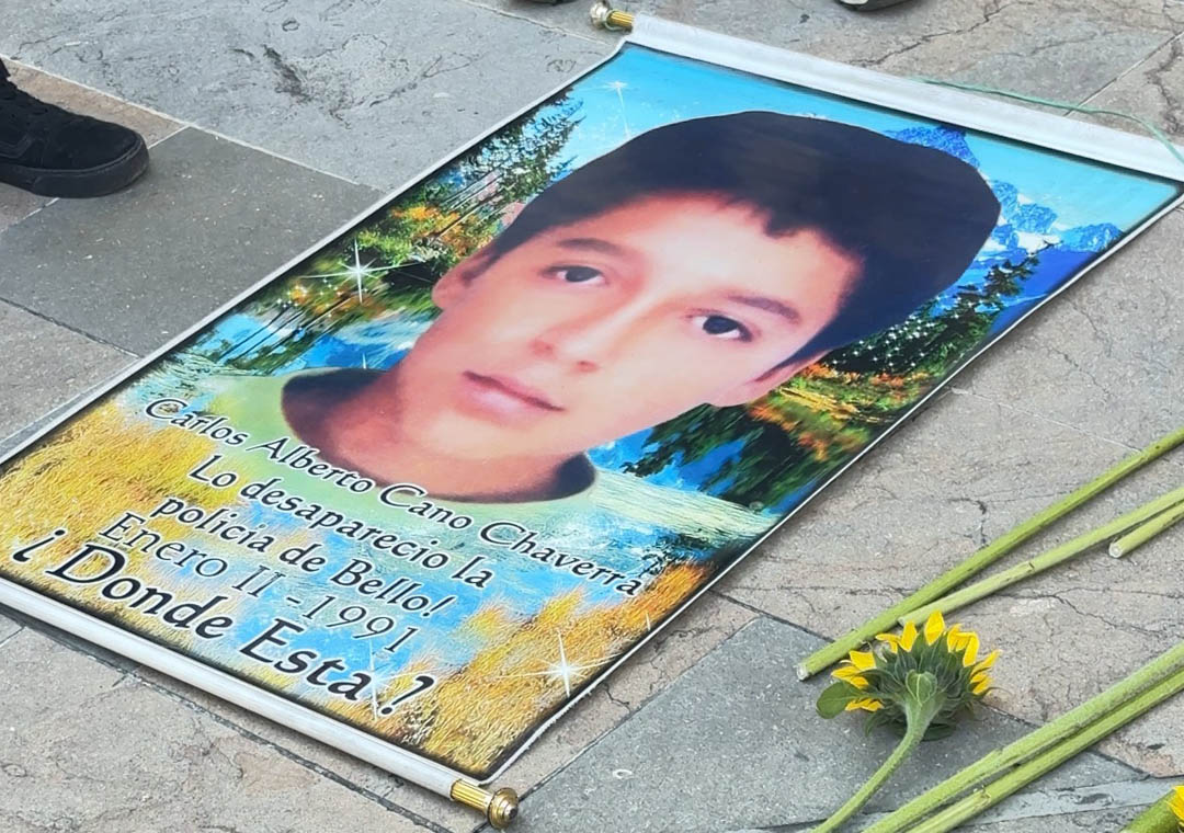 Imagen de joven dado por desaparecido