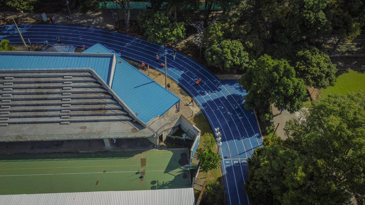 ImagenImagen panorámica de renovada pista de trote de la Unidad Deportiva de Belén