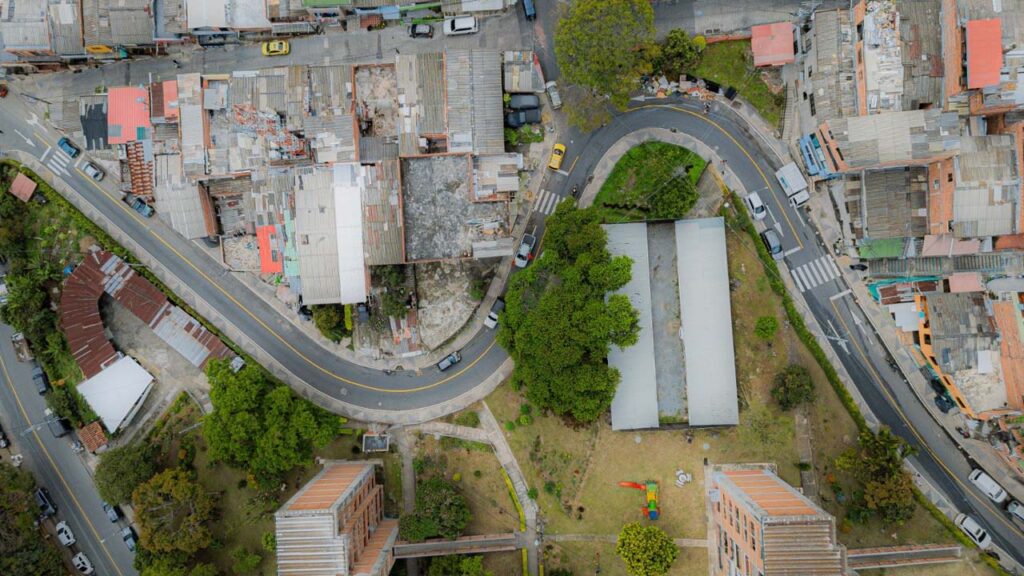Imagen panorámica de vía recuperada por la Alcaldía