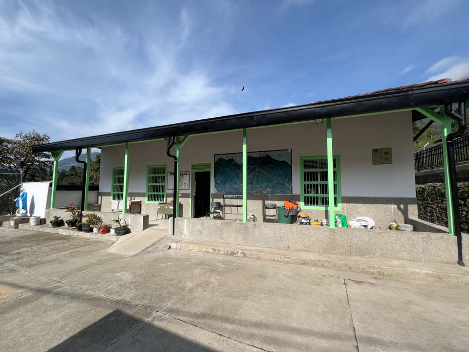 Imagen sede educativa después 2