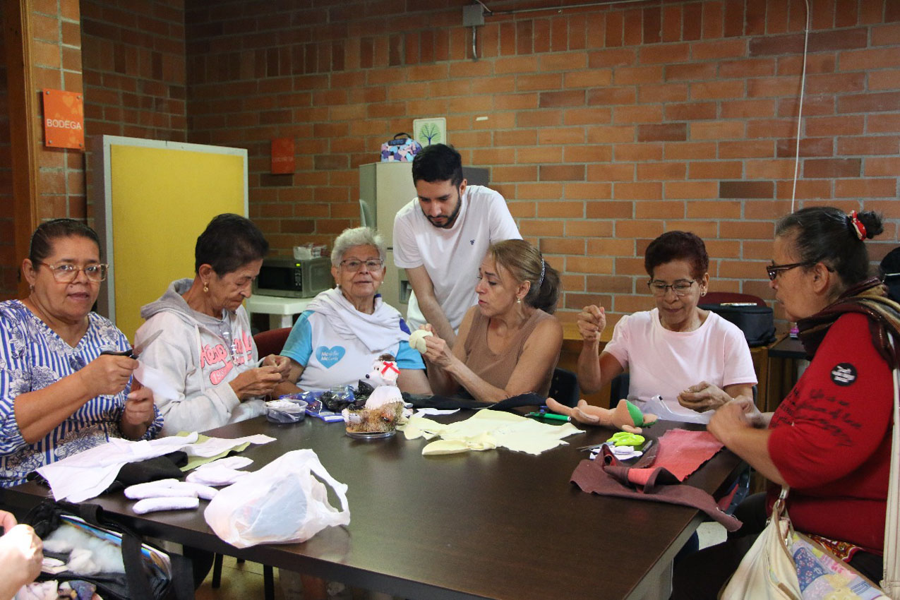 Imagen capacitaciones personas mayores (3)