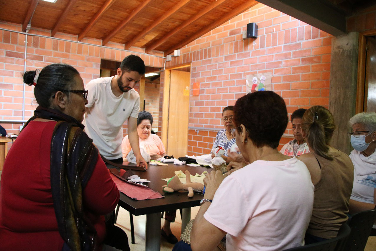 Imagen capacitaciones personas mayores (5)