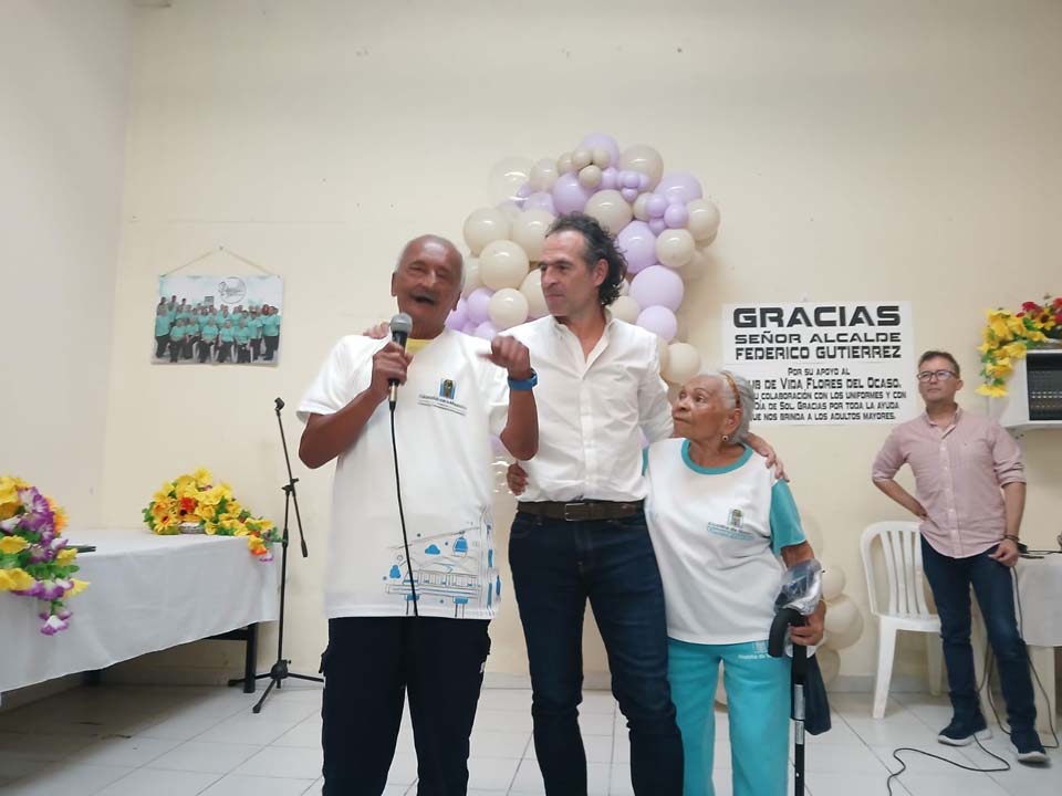 Imagen de evento de la alcaldía Alcalde y Raúl, adultos mayores