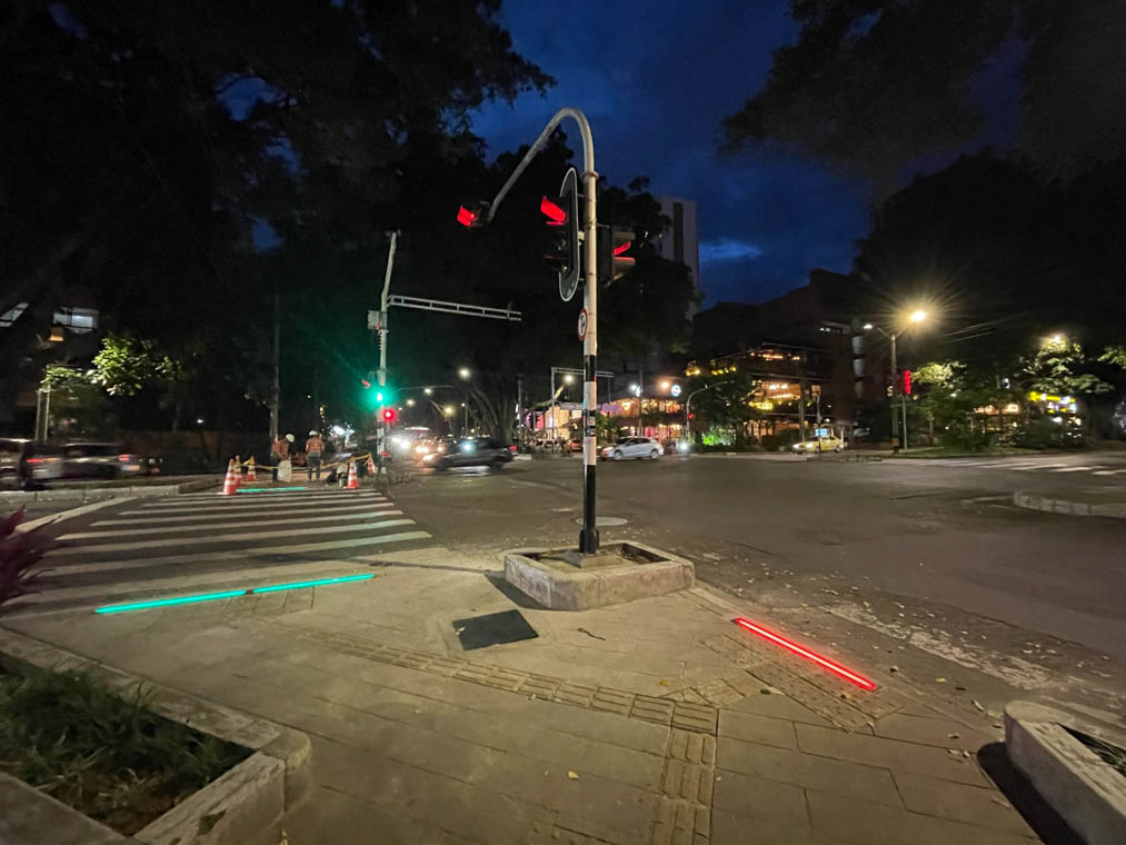 Imagen de semáforo de piso