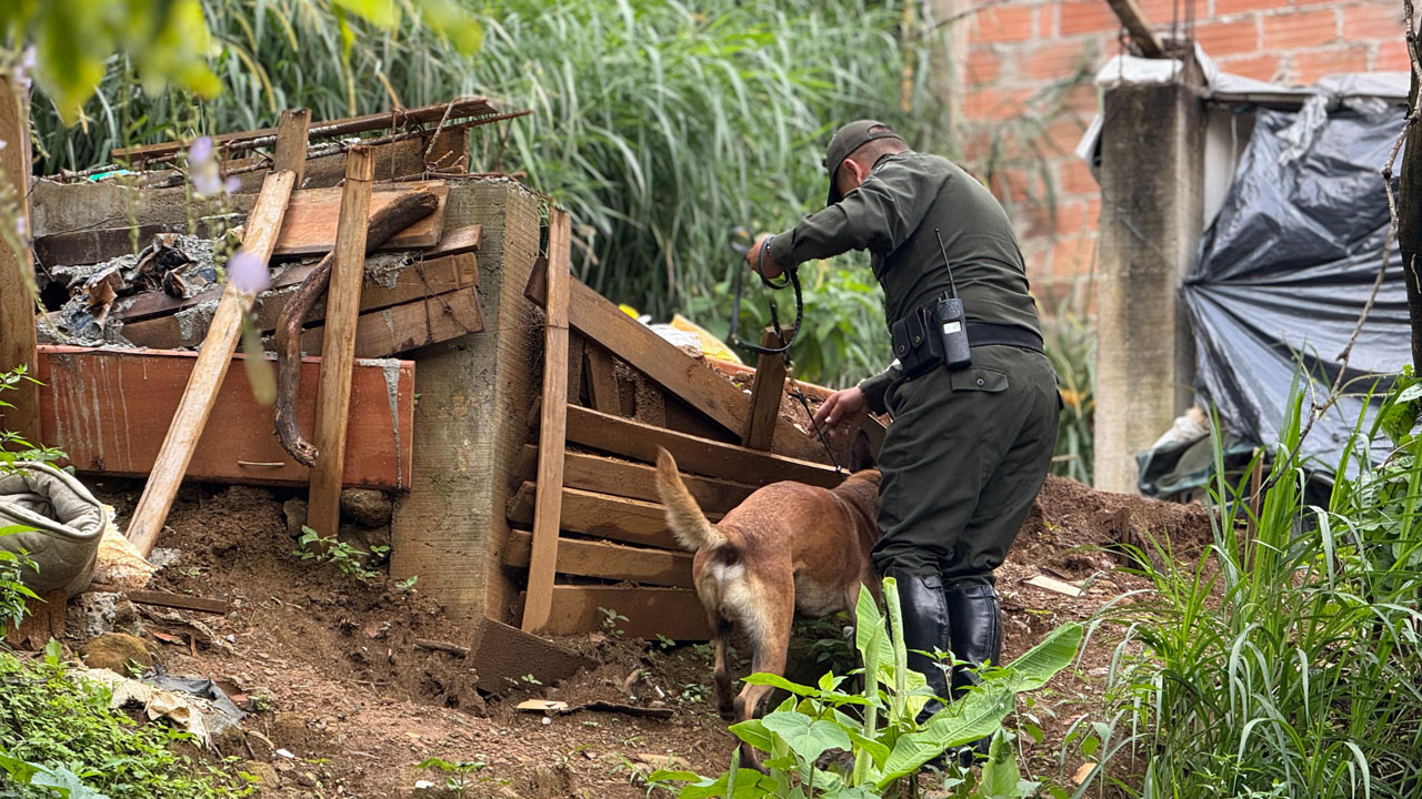 Imagen deslizamiento en Villatina (3)