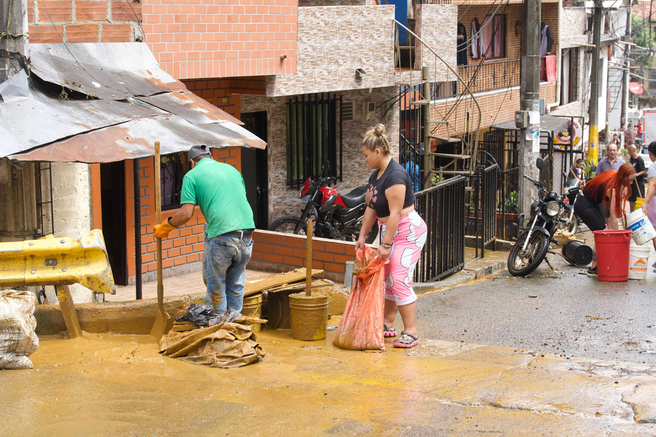 Imagen familias Santo Domingo Savio afectadas (2)