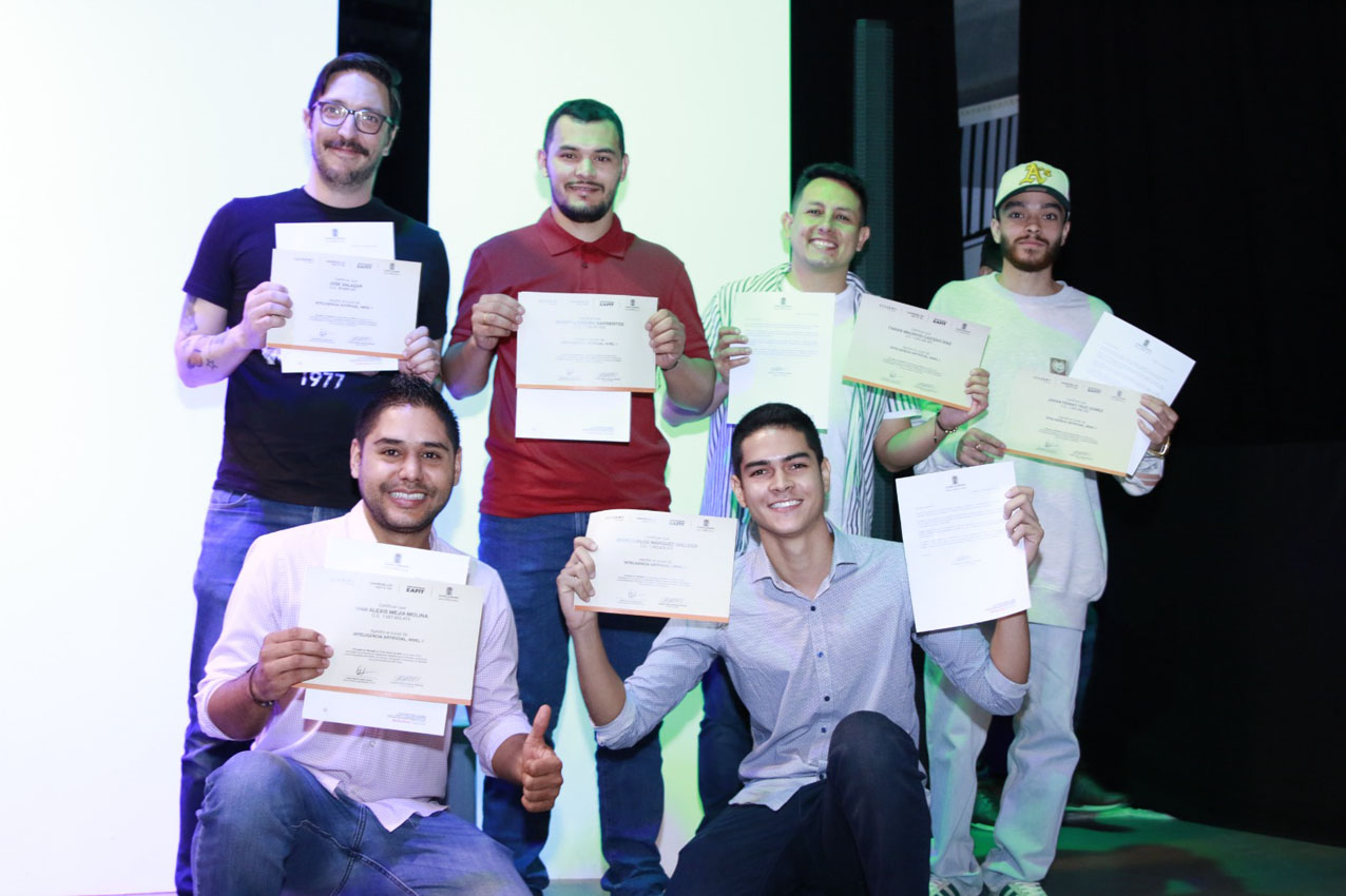 Imagen formación personas en habilidades digitales y audiovisuales 5