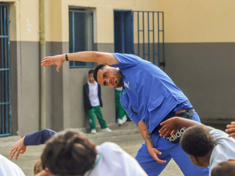 Imagen pausa activa Foto 5-min te queremos saludable