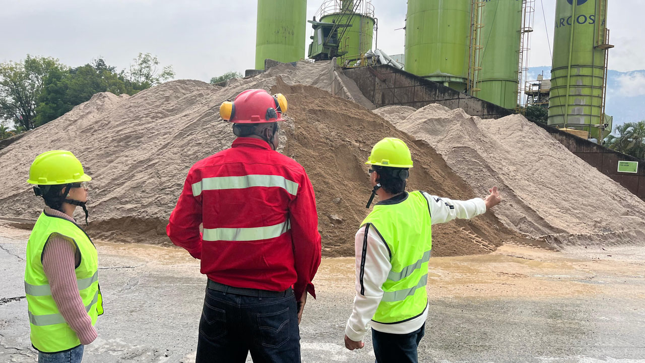 Imagen programa Parceros junto a Cementos Argos (3)