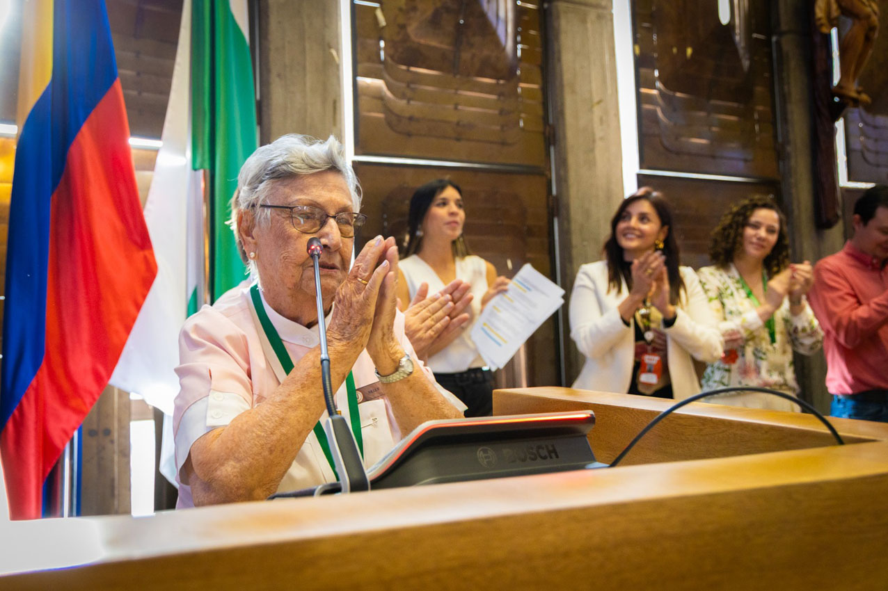 Imagen Damas Voluntarias del Hospital General homenajeadas (2)