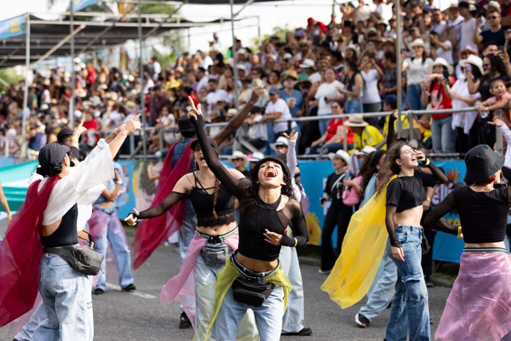 Imagen desfile Feria de las Flores (2)