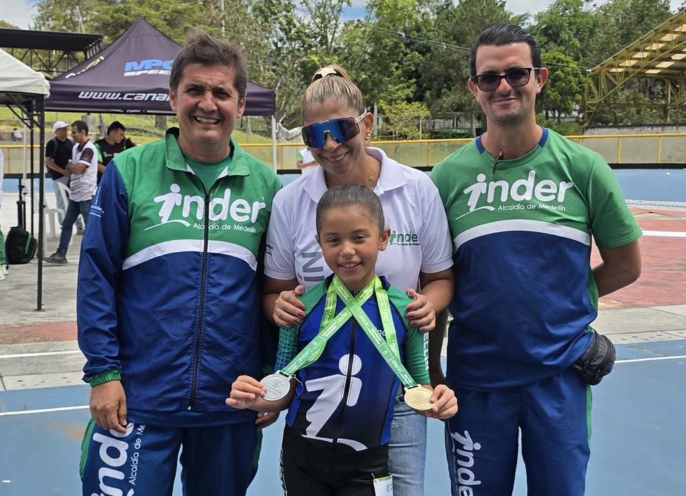 Imagen equipo de patinadora foto 5