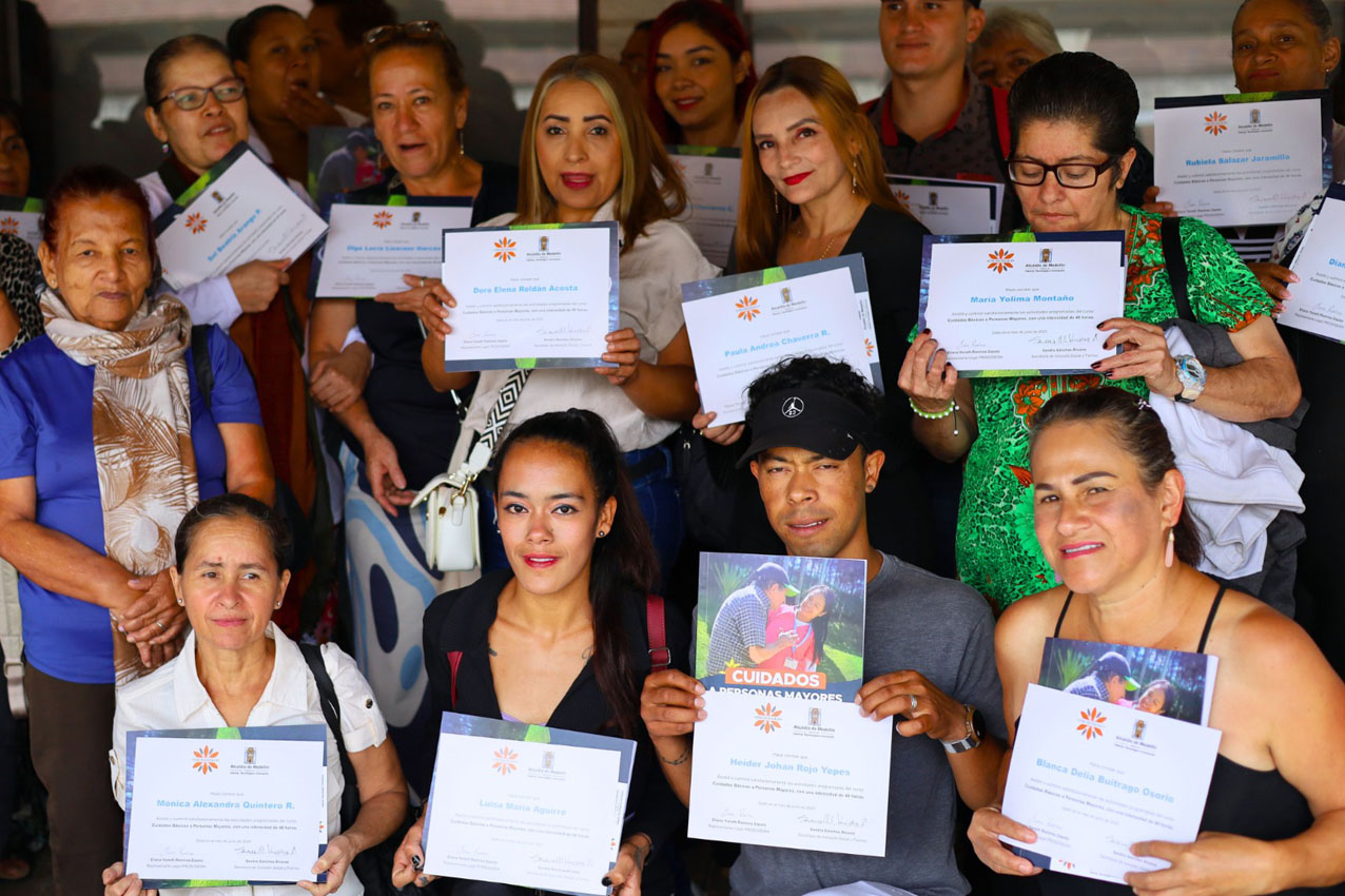 Imagen familias cuidadoras de personas mayores (2)