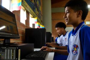 Imagen jóvenes EstudIA