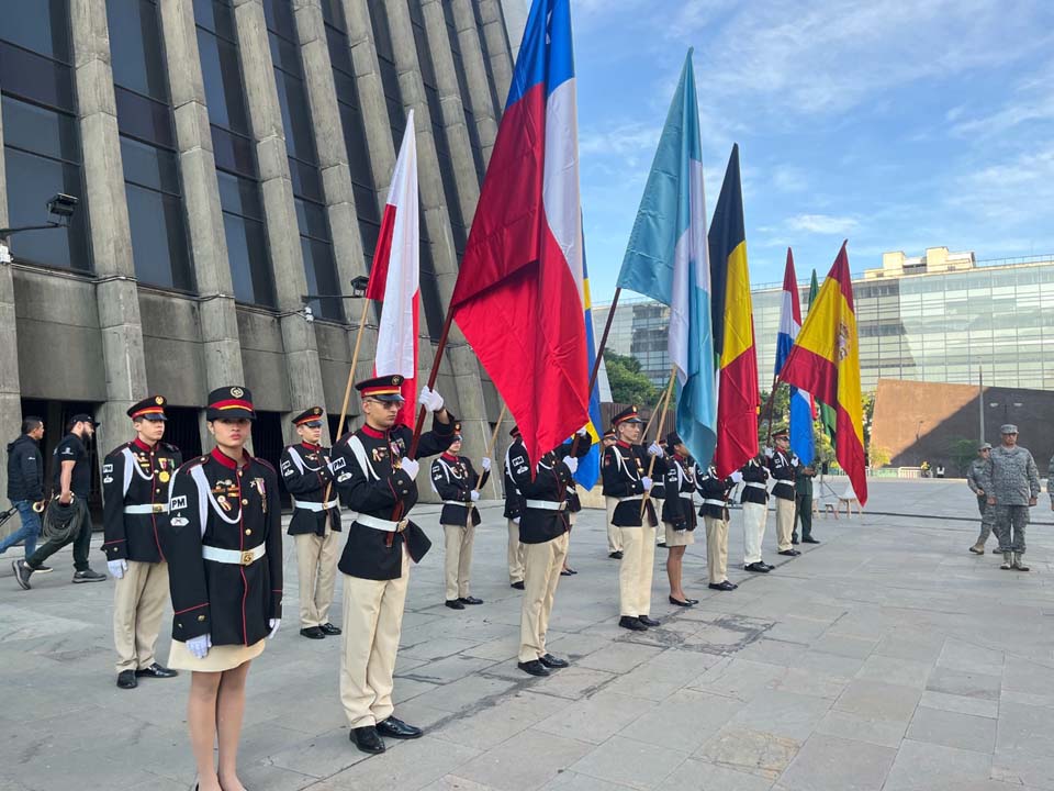 Imagen militares en el desfile del 20 de julio