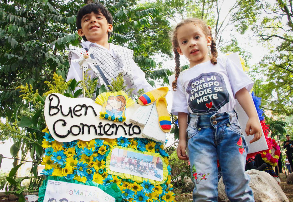 Imagen niños y niñas tradición silletera (1)