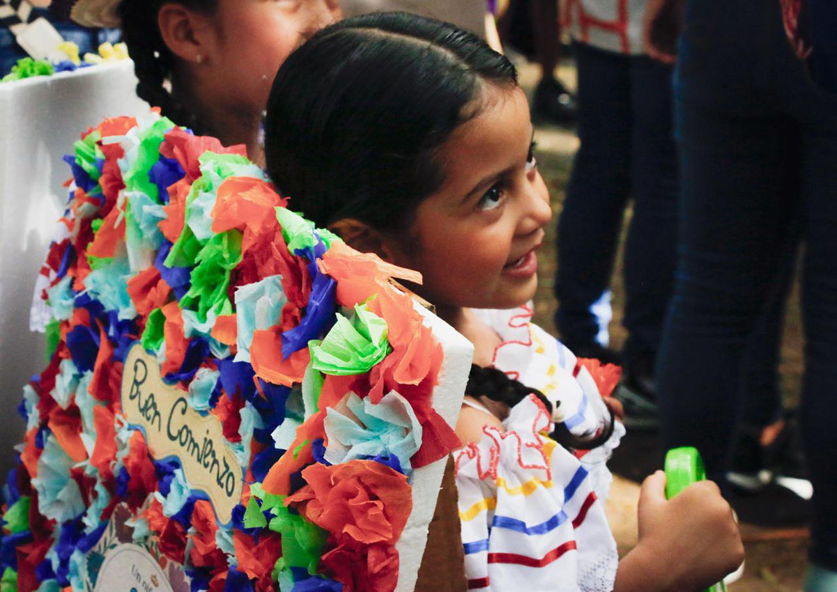 Imagen niños y niñas tradición silletera (5)