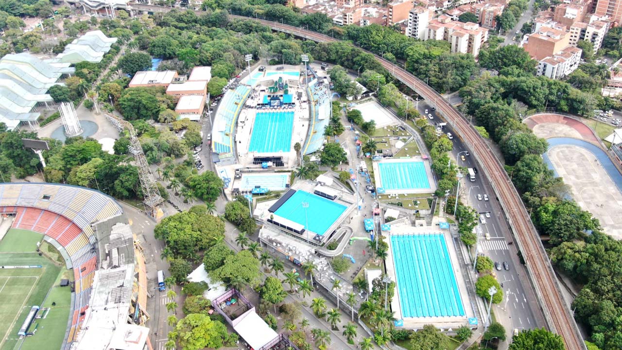 Imagen panorámica complejo acuático
