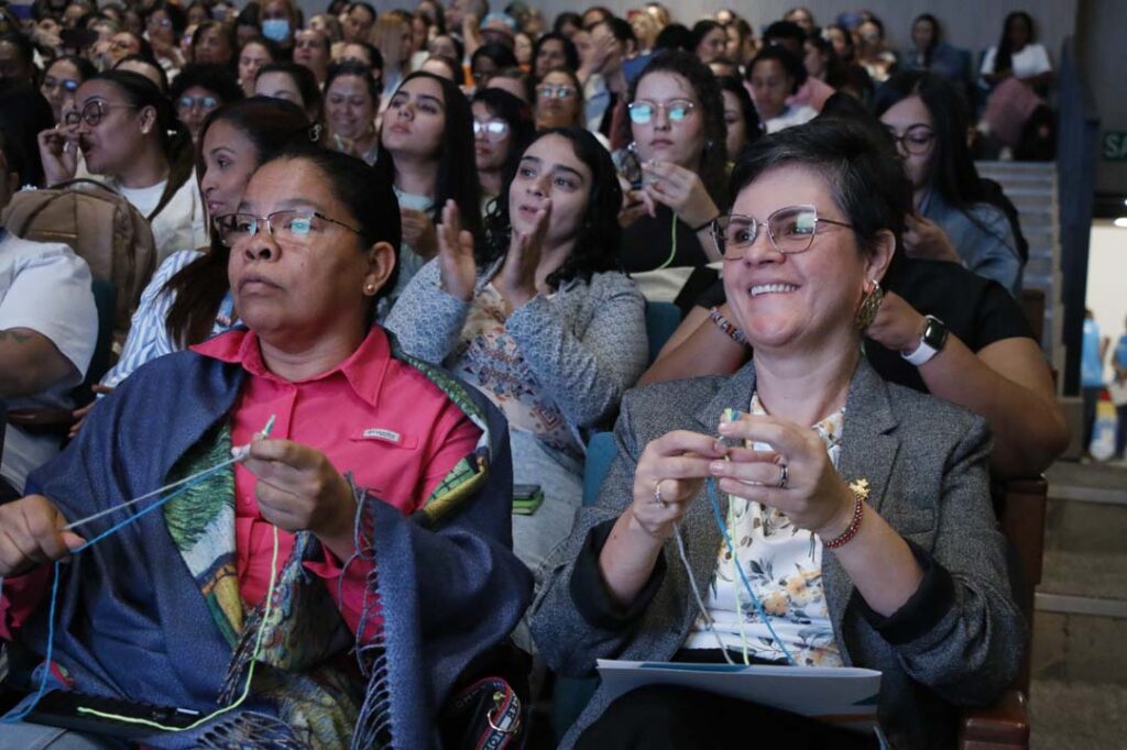 Imagen personas en evento