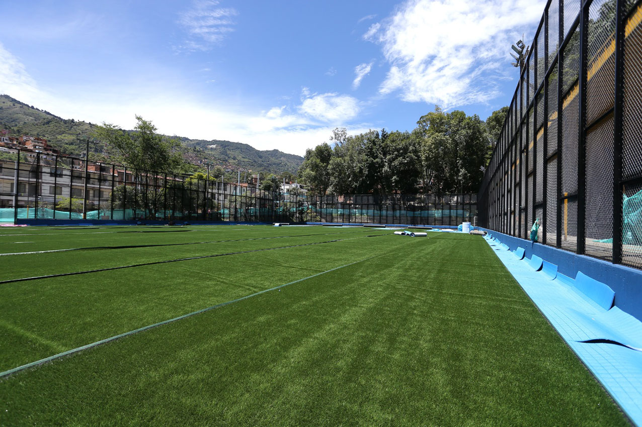 Imagen renovada cancha Alejandro Echavarría (5)