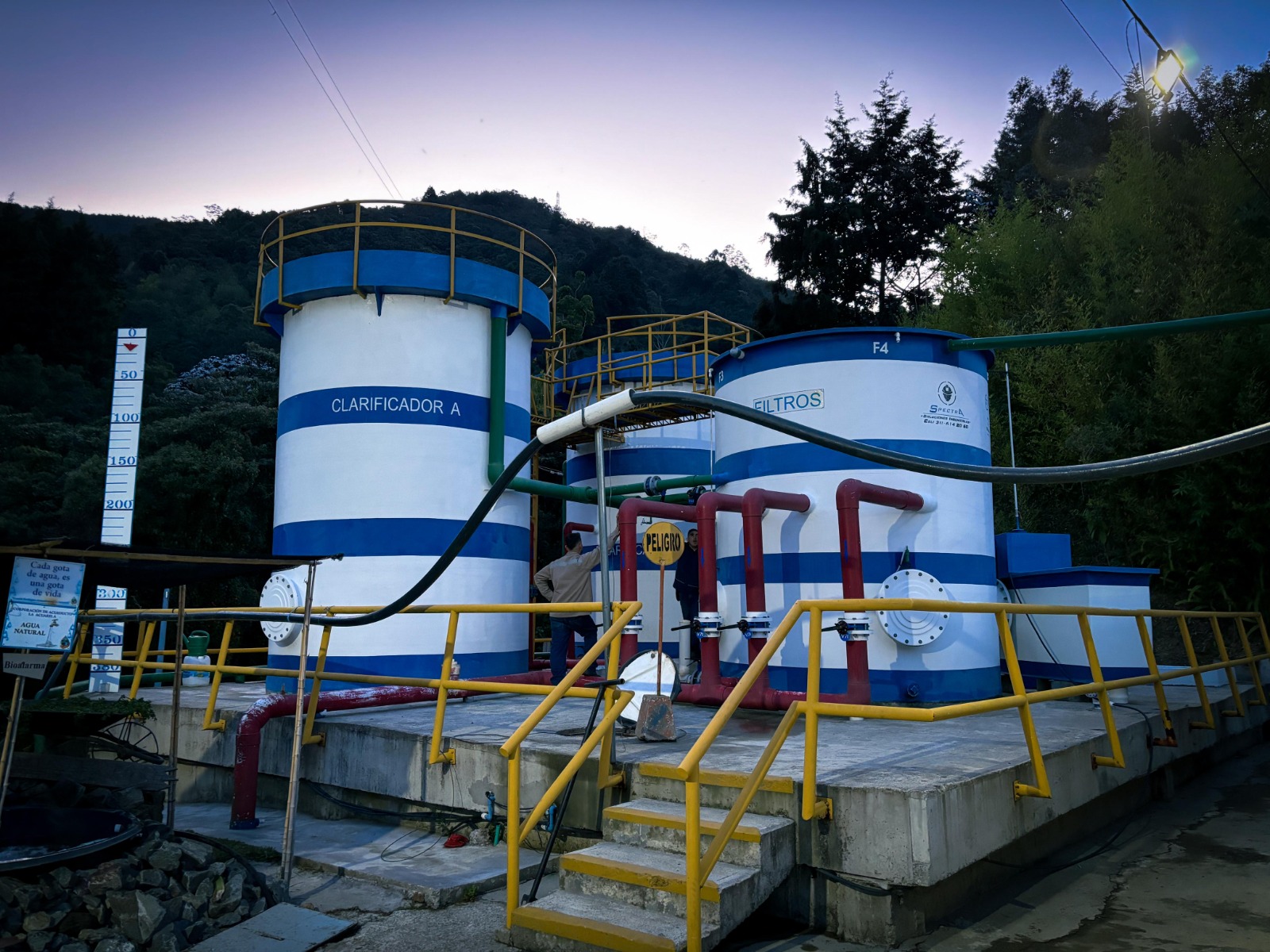 Imagen tanques de agua