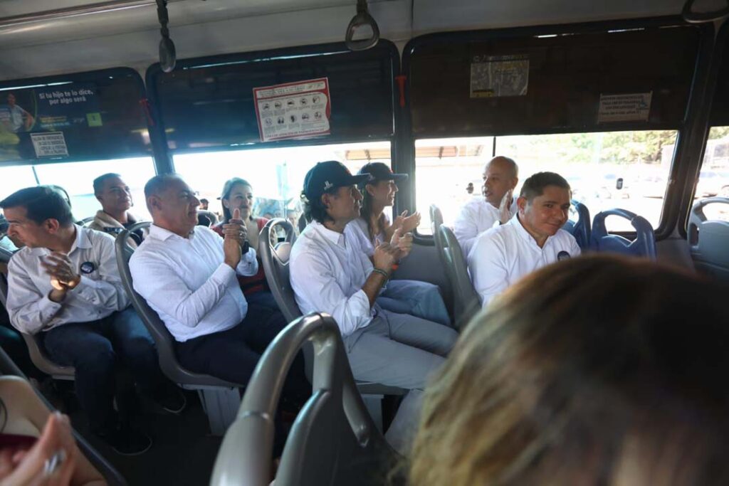 imagen alcalde en transporte