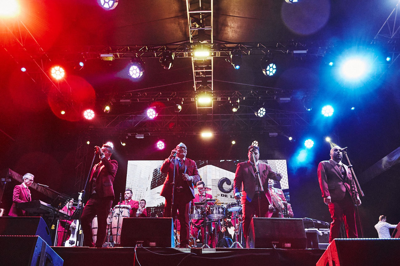 Imagen 50 años Combo de las Estrellas (1)