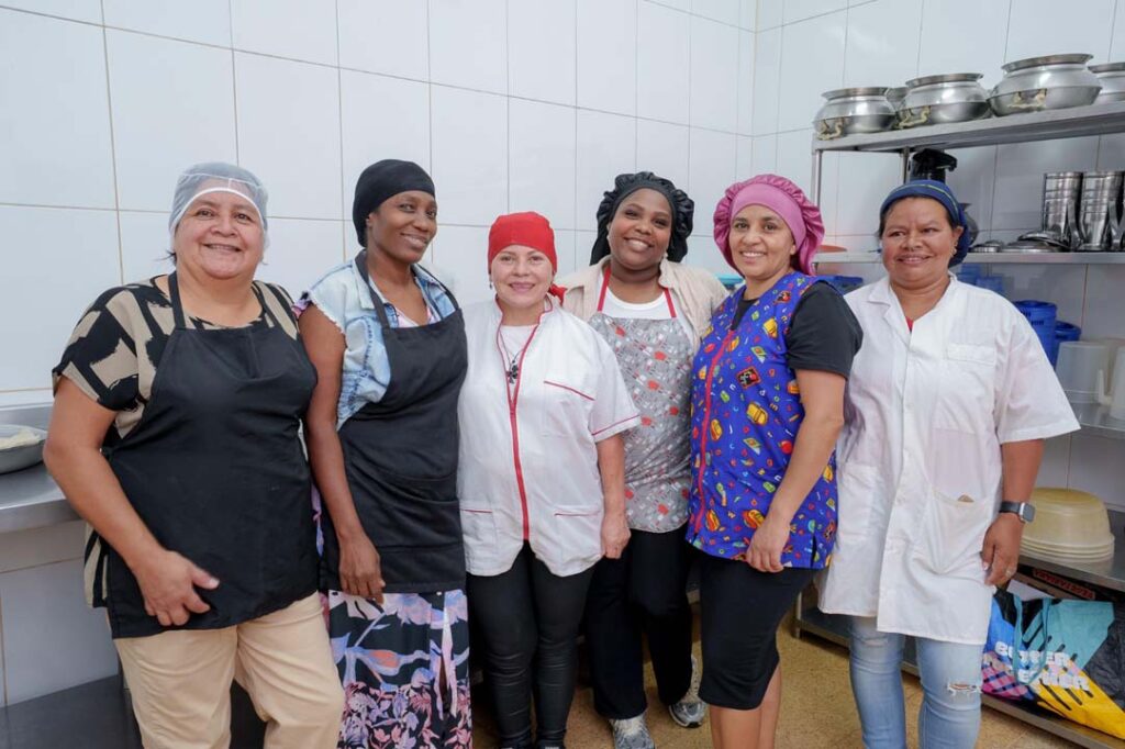 Imagen Mujeres cabeza de hogar de Manrique (3)