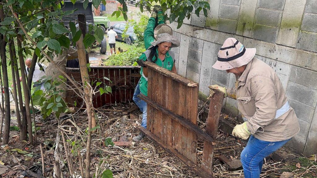 Imagen acciones en quebradas, zonas verdes (2)