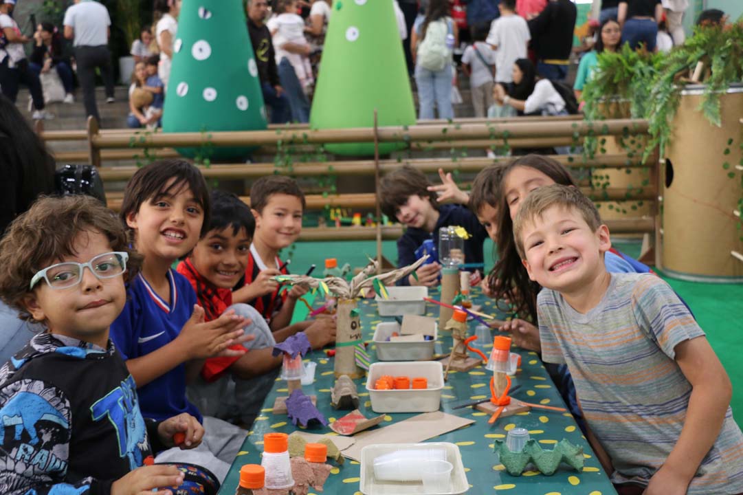 Imagen de famlias felices en Festival Buen Comienzo (16)