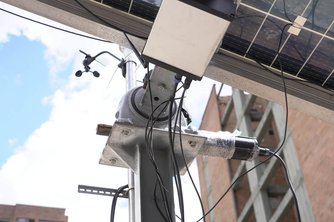 Imagen de tecnología solar para medición de ruido