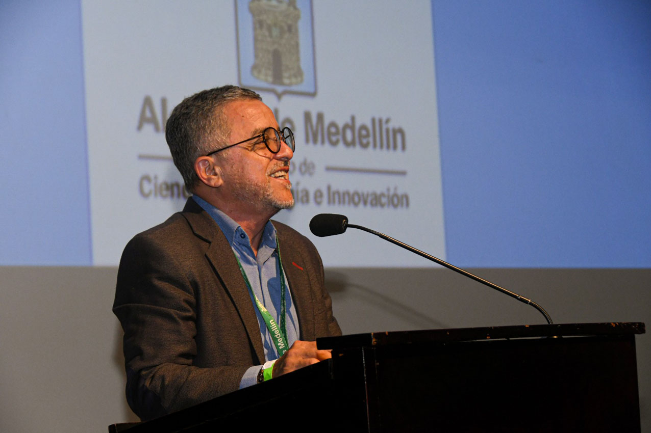 Imagen educación con ciencia, tecnología e innovación (2)