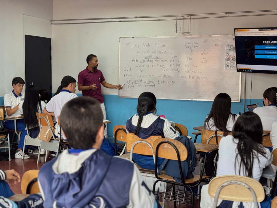 Imagen educación en clase