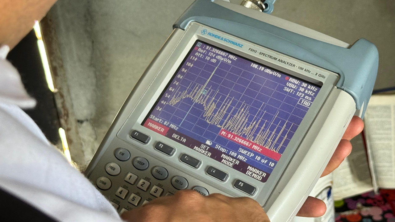 Imagen emisoras ilegales (7)