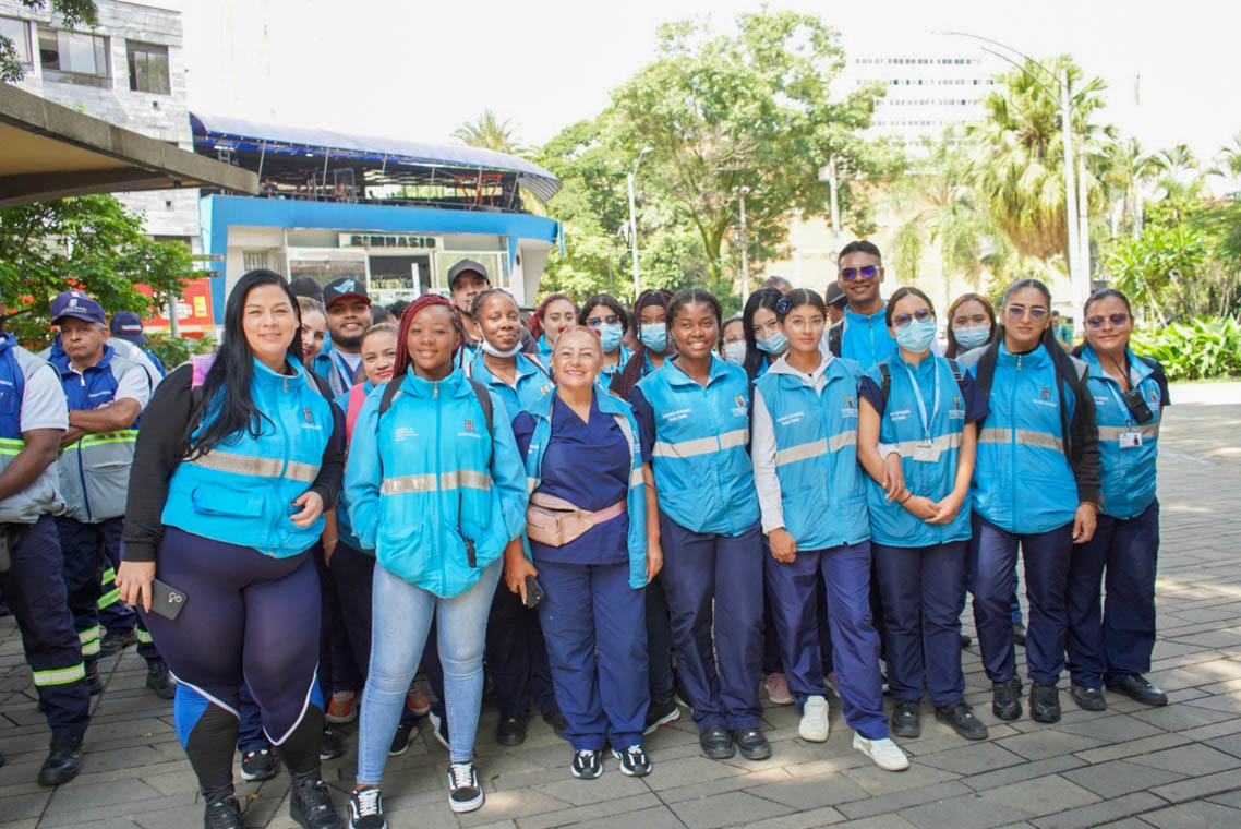 Imagen general de funcionarios Alcaldía de Medellín