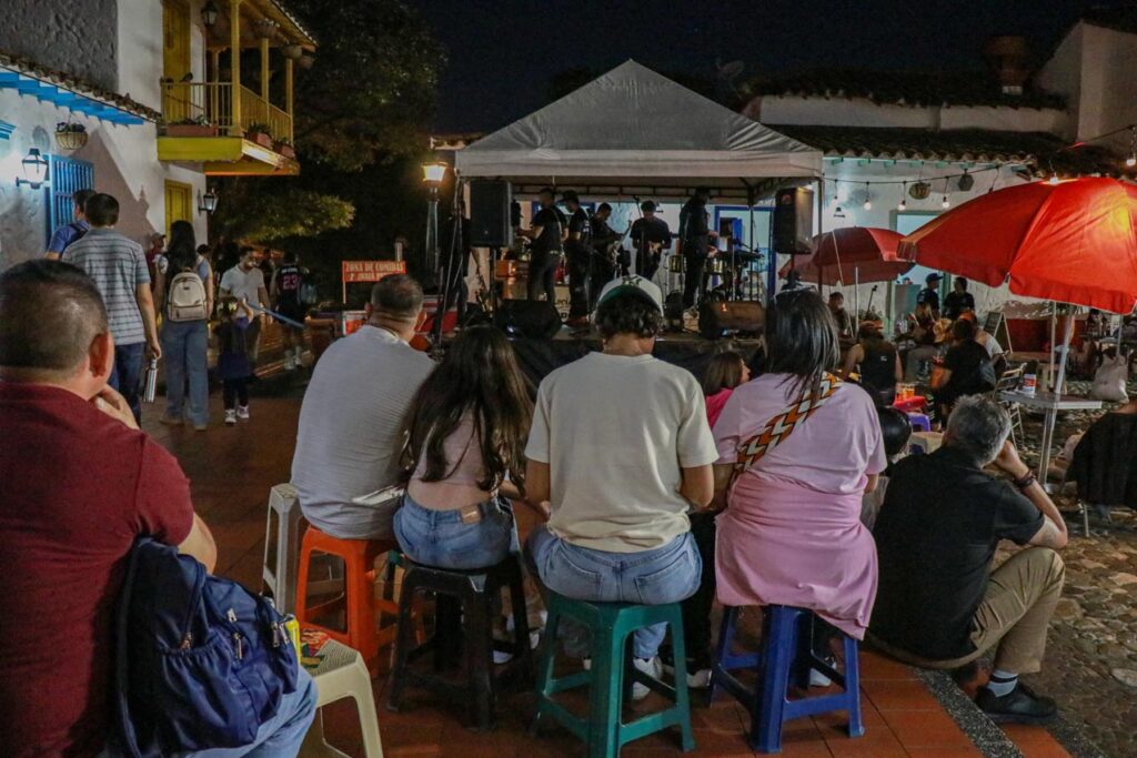 Placita de Flores en el Pueblito Paisa