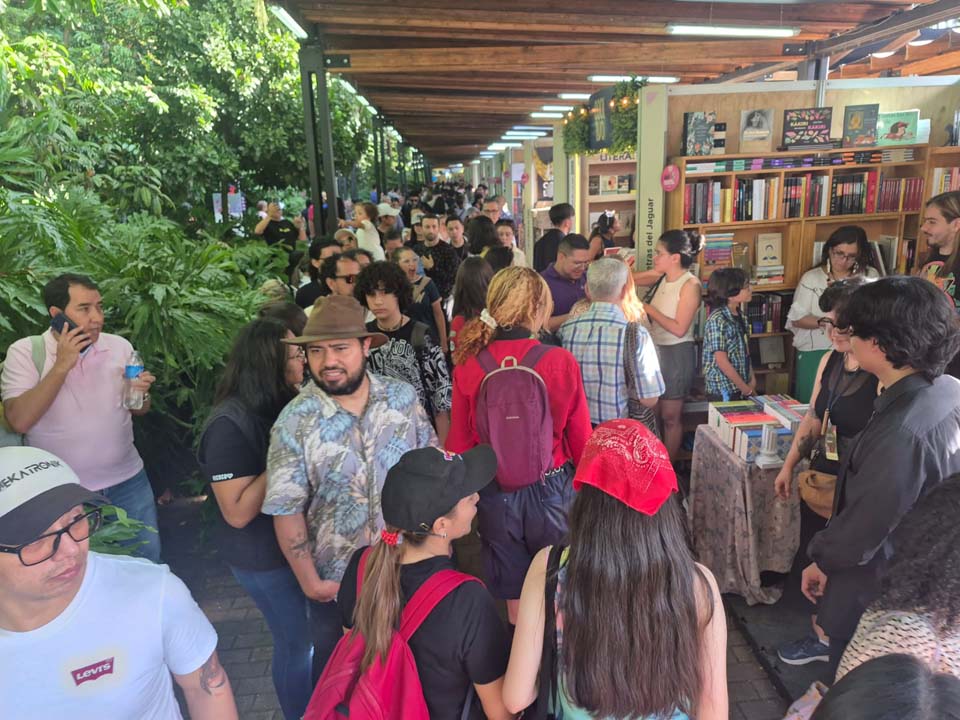 Imagen Capital Mundial del Libro ESTANDS