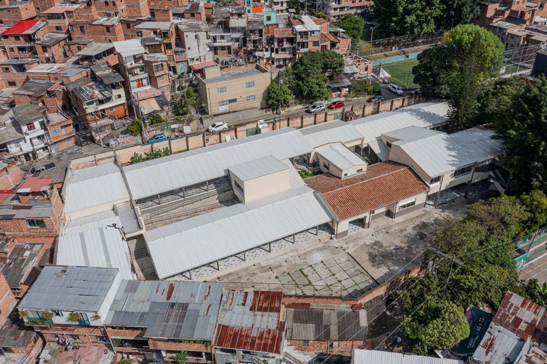 Imagen Estudiantes de Castilla, en el noroccidente de Medellín (2)