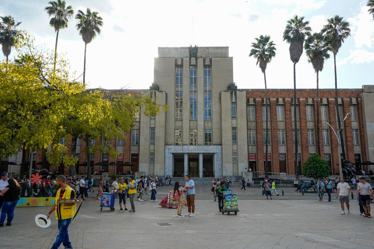 Imagen Habitar Plaza Botero (1)