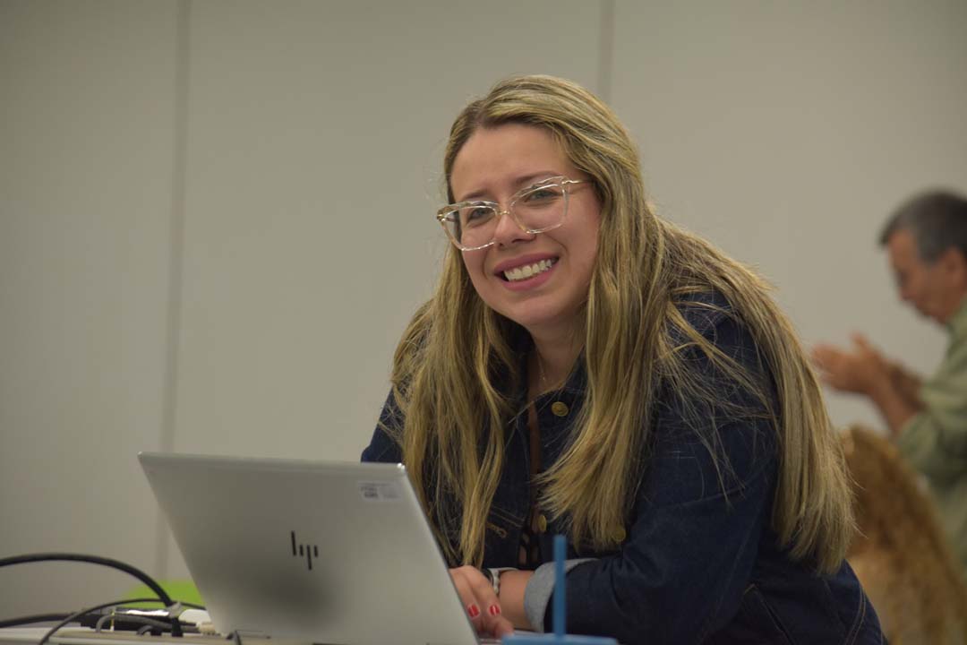 Imagen Líderes de Medellín se forman para participar en la revisión del Plan de Ordenamiento Territorial foto 2