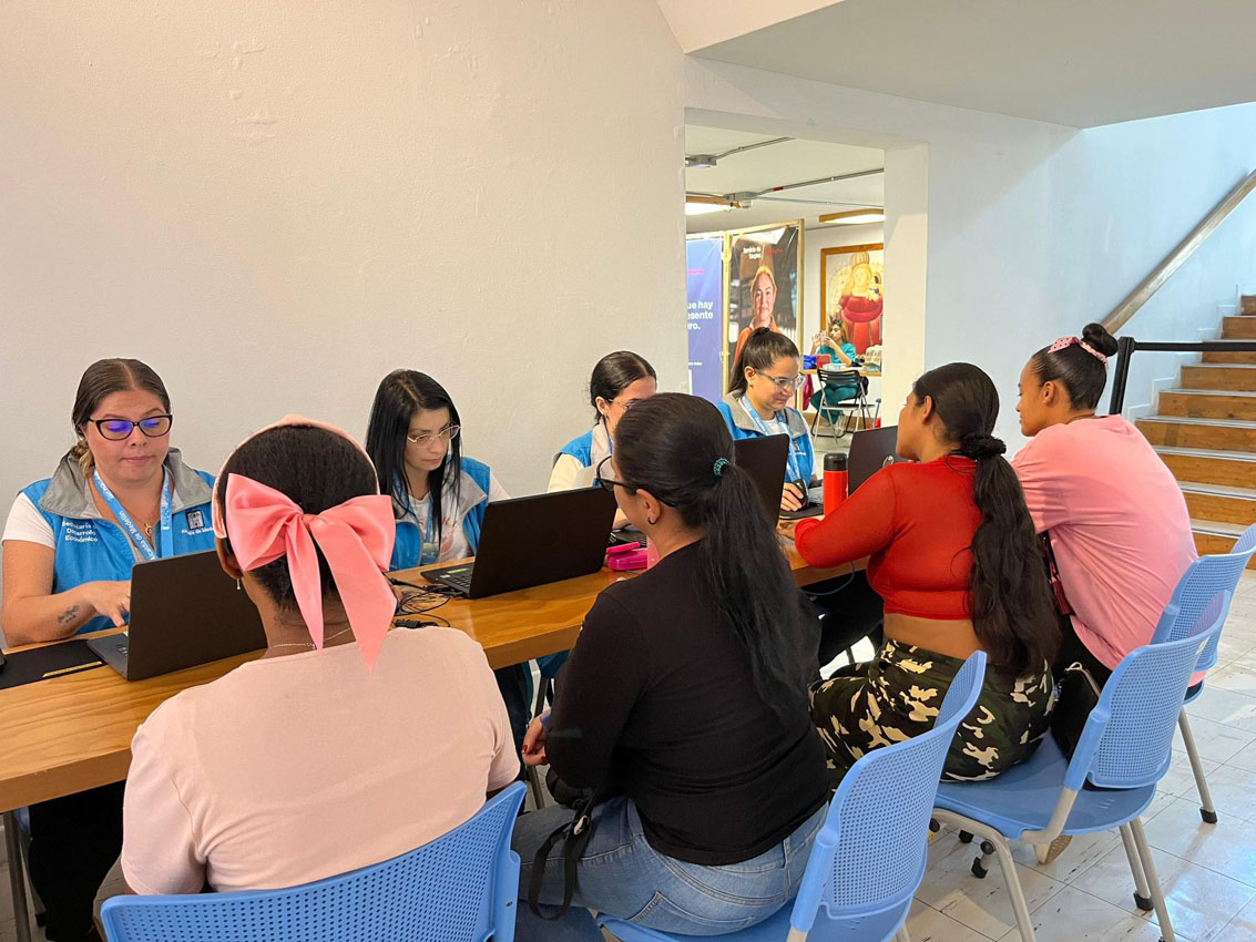 Imagen Medellín, la de menos desocupación en el país (1)