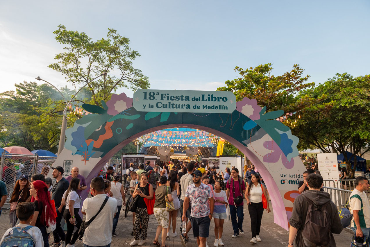 Imagen Medellín oficializa candidatura para ser Capital Mundial del Libro 2027 (6)