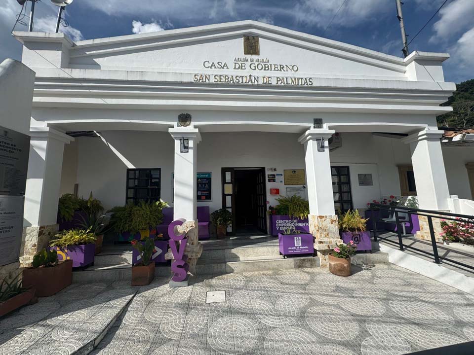 Imagen atención en los centros de servicio (1)