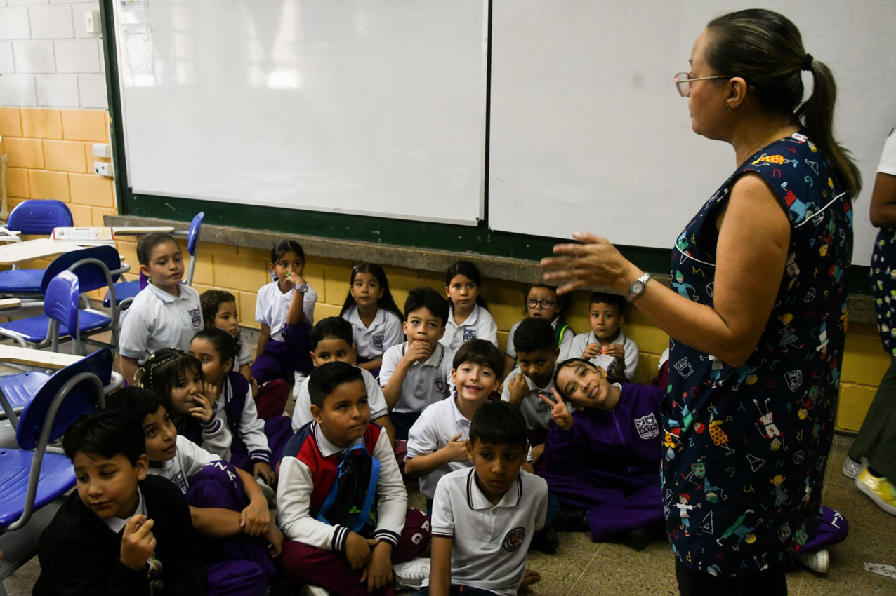 Imagen colegios oficiales Medellín (2)