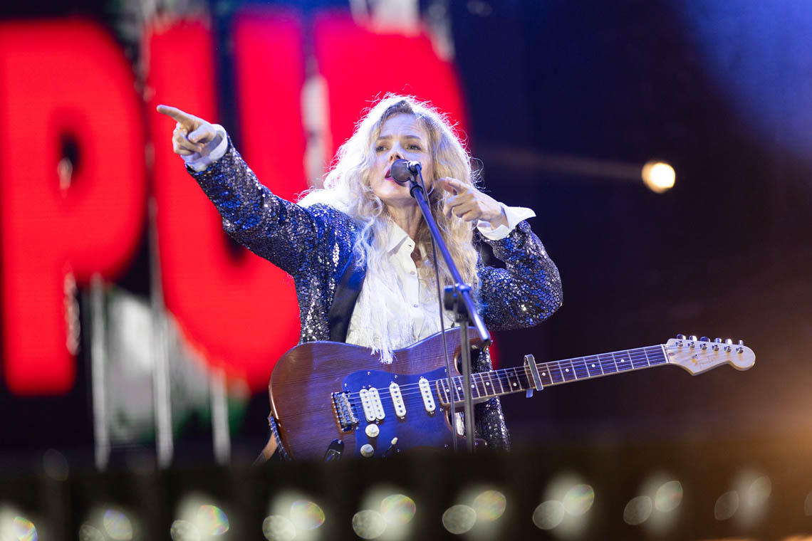 Imagen de cantante en Festival Altavoz