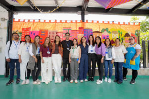 Imagen de la primera dama y funcionarios en Buen Comienzo