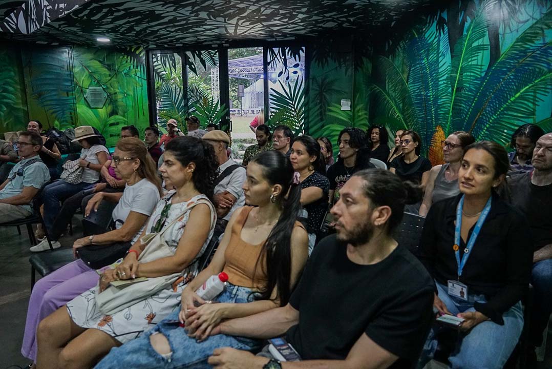 Imagen del público en la Fiesta del Libro planeación