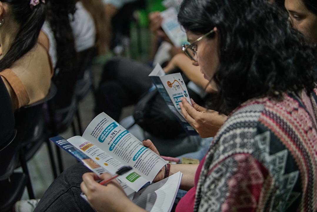 Imagen del público en la Fiesta del Libro (4)