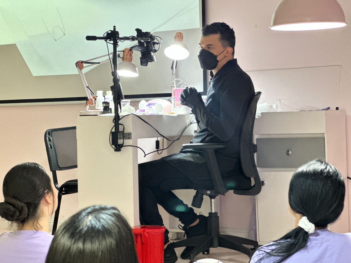 Imagen jefas de hogar y cuidadoras formación (4)