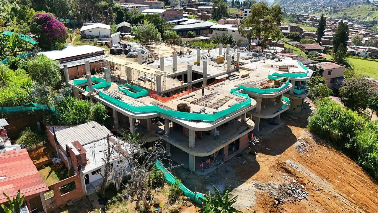 Imagen panorámica de construcción del Buen Comienzo Chambacú